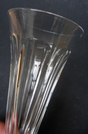 Champagne flute glas hexagonale voet 19e eeuw