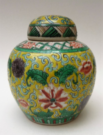 Chinese Bao Siangh Hua ginger jar 19th century