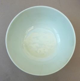 Jiangxi Chu Pin Jingdezhen porcelain turquoise ground bowl with flowers