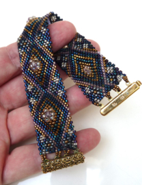 Sixties boho style geweven glazen kralen armband 