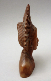 Balinese woodcraft wedding figurines