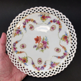 Schumann Dresden Floral field bouquet garlands cameo reticulated porcelain dessert plate