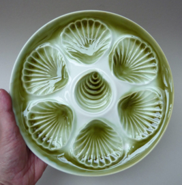 Moulin des loups green white faience scallops oyster plate