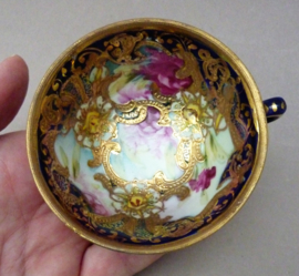 Japanse Meiji porseleinen demitasse kop en schotel