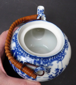 Nippon Tokusai Sakura Blossom teapot and coffee pot for one