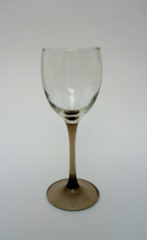 Luminarc France Perle wine glass on smoked glass stem
