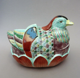 Chinese porcelain duck tureen