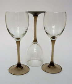 Luminarc France Perle wine glass on smoked glass stem