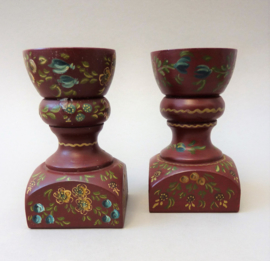 A pair of Dutch Hindeloopen Folk Art wooden candlesticks 