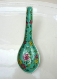 Chinese turquoise Famille Rose porcelain spoon Flowers