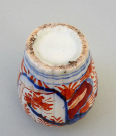 Japanese Meiji Imari porcelain cabinet set
