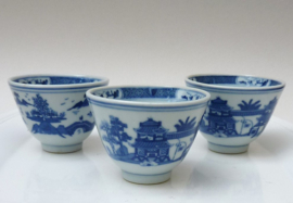 Blauw wit Chinees porseleinen theekommen