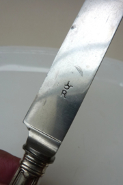 Antieke verzilverde dinermessen model Hartfilet Chinon