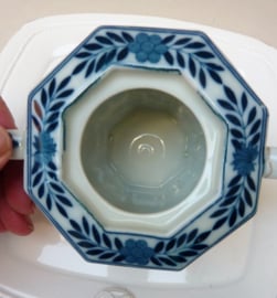 Blauw witte Chinoiserie suikerpot Kangxi stijl