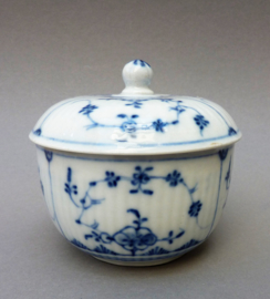 Ilmenau Thuringia Strawflower porcelain lidded sugar bowl 18th century