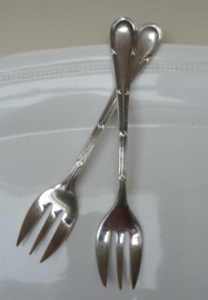 Een paar Hollandia Plate model Kruisband verzilverde oestervorkjes