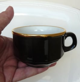 SPM Walkure cappuccino cup with saucer in black and gold