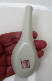 Chinese Famille Rose porcelain spoon