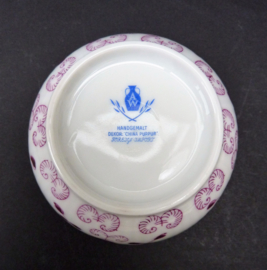 August Warnecke China Purpur lidded sugar bowl