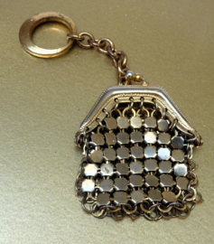 Vintage Paco Rabanne stijl metalen sleutelhanger bag charm