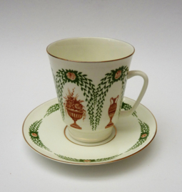 Lomonosov porcelain cups with saucers Empire style Garlands
