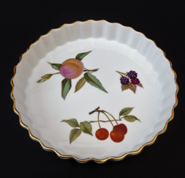 Royal Worcester Evesham Gold porcelain flan dish