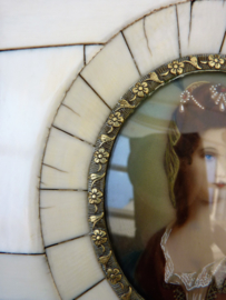 Miniatuur portret jonge vrouw 19e eeuw