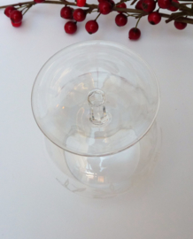 Vintage kristallen brandy glas met geëtste  roos