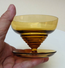 Kristalunie Art Deco amberkleurige ijscoupes Radio