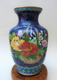 Jingfa Chinese cloisonne vase