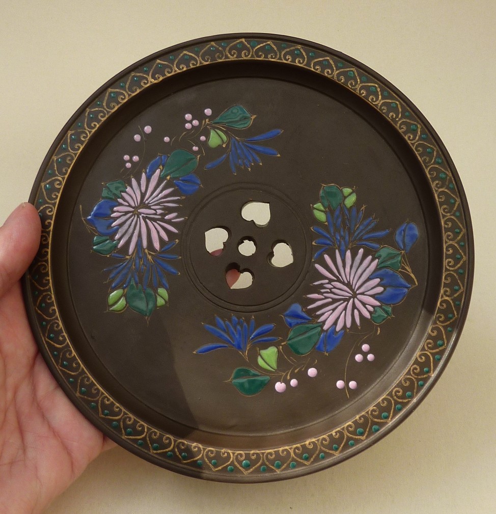 Yixing zisha pottery enameled tea warmer