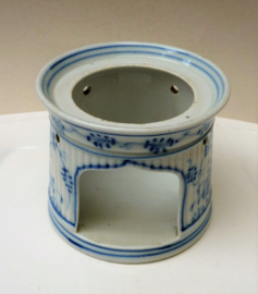 Rauenstein Strawflower porcelain tea warmer