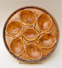 St Clement barbotine oyster plate model 4589