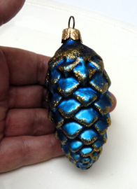 Vintage glazen dennenappel kerstornament blauw