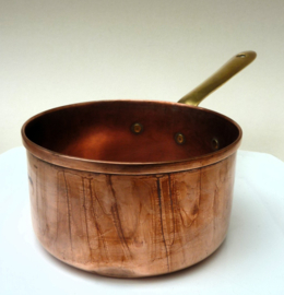 Copper sugar pan