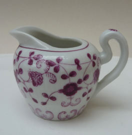 August Warnecke China Purpur roomkannetje