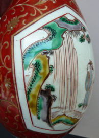 Japanese Edo Imari porcelain bottle vase
