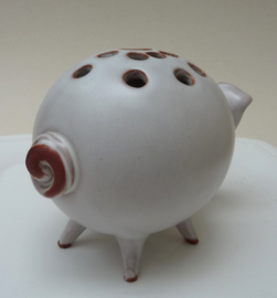 Studio pottery droogbloemsteker Varkentje