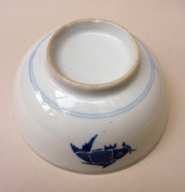 Chinese blue white porcelain Koi fish serving bowl