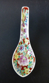 A pair of Chinese Early Republic Straits Nyonyaware porcelain spoons