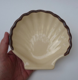 Emile Henry faience scallop dishes