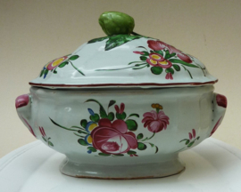 French faience soup tureen decor Strasbourg 18th century