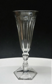 Champagne flute glas hexagonale voet 19e eeuw