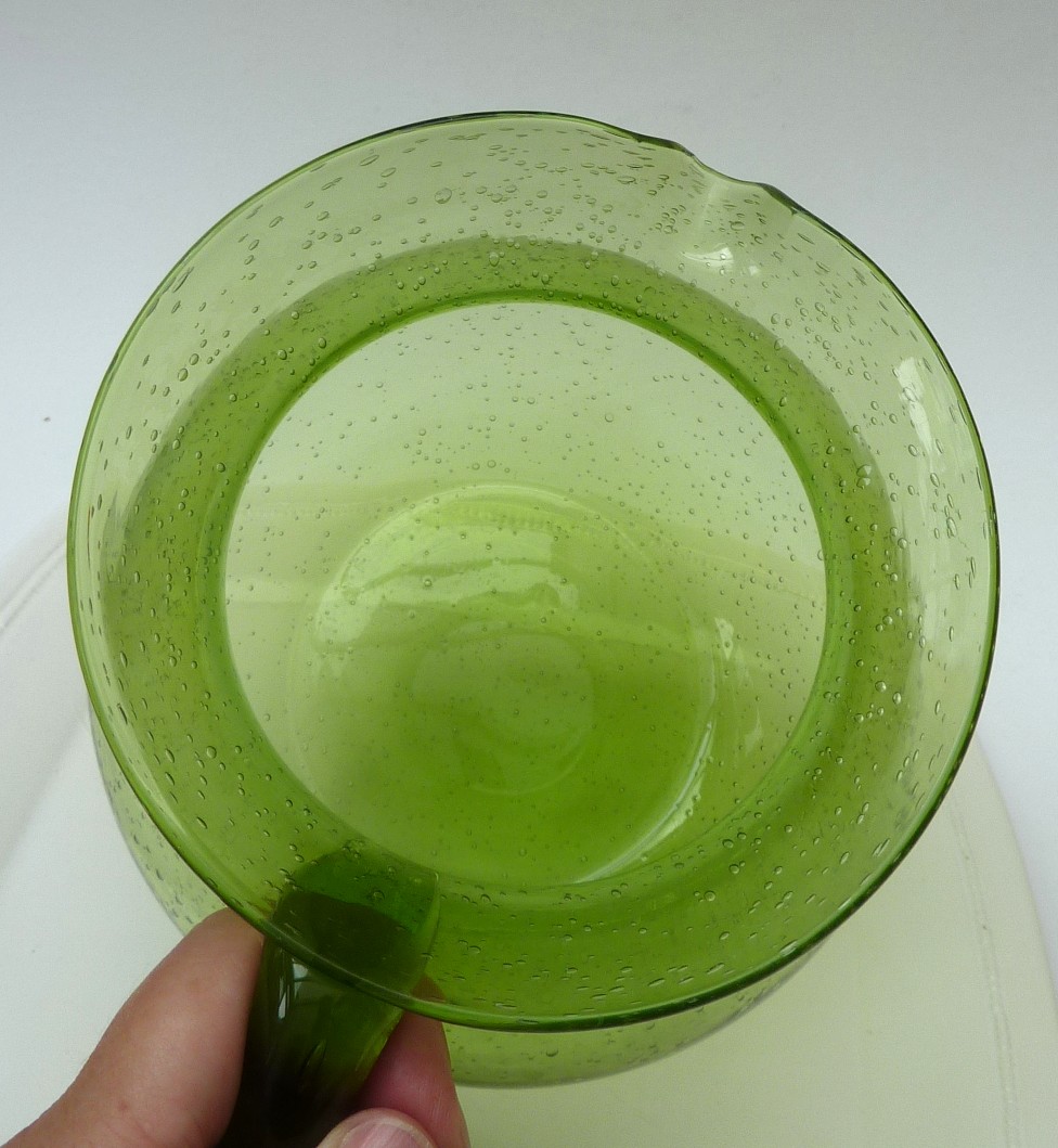 Bubbeltjesglas waterkan limoengroen