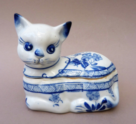 Vintage Chinees blauw wit dekseldoosje Kat