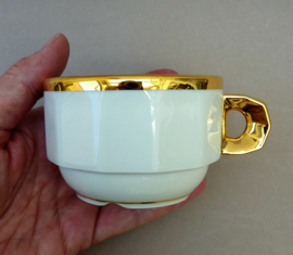 Pillivuyt cappuccino kop en schotel  in wit met goud