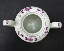 August Warnecke China Purpur lidded sugar bowl with handles