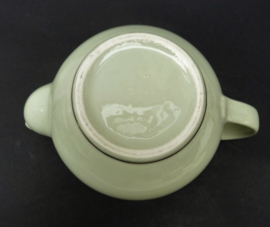 Vintage Pickwick teapot peppermint green