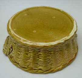 Antique Sarreguemines barbotine Fruit tureen