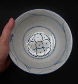 Vintage Chinese blue white porcelain provincial bowl